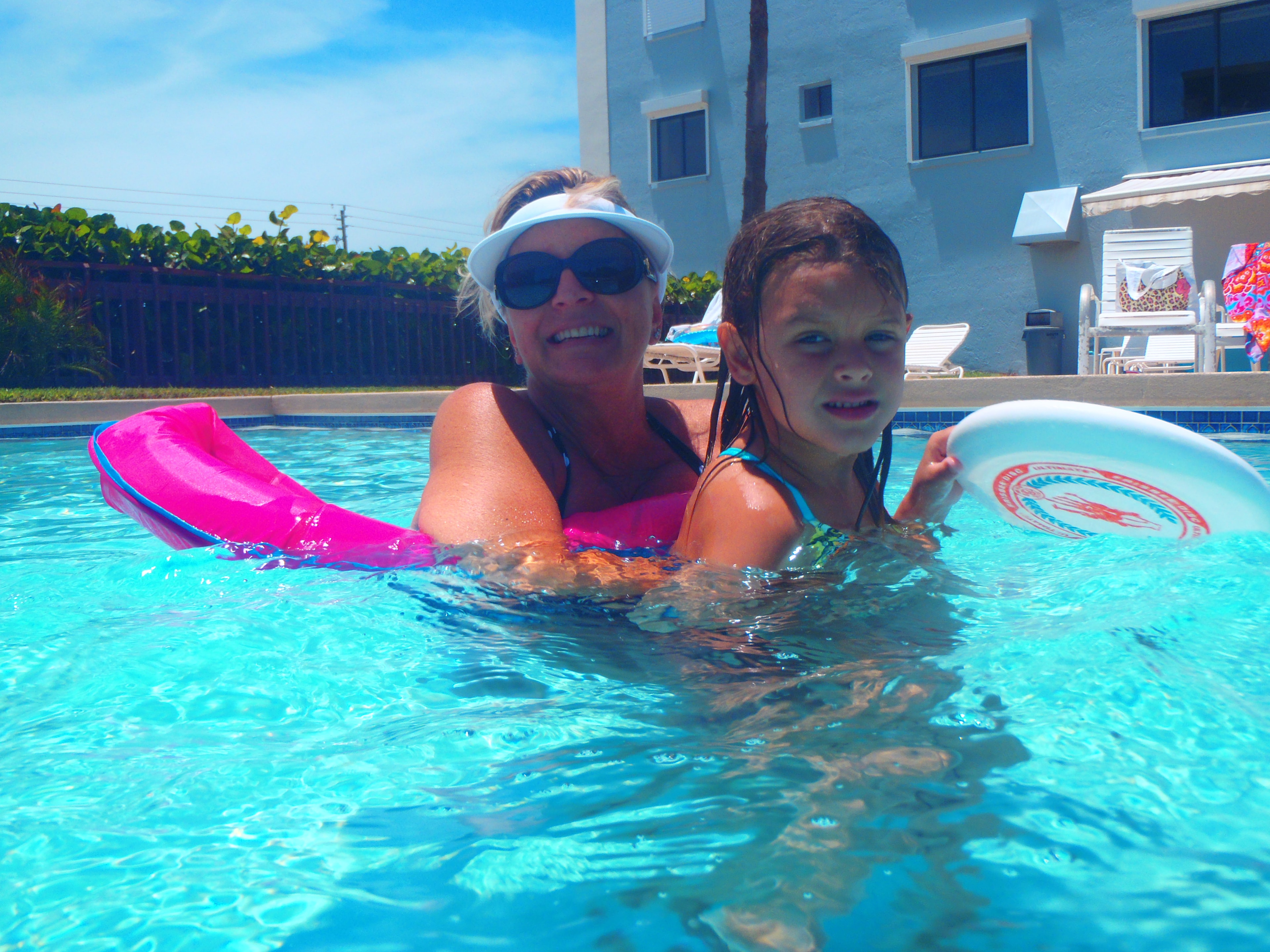 Travel & Resort Life